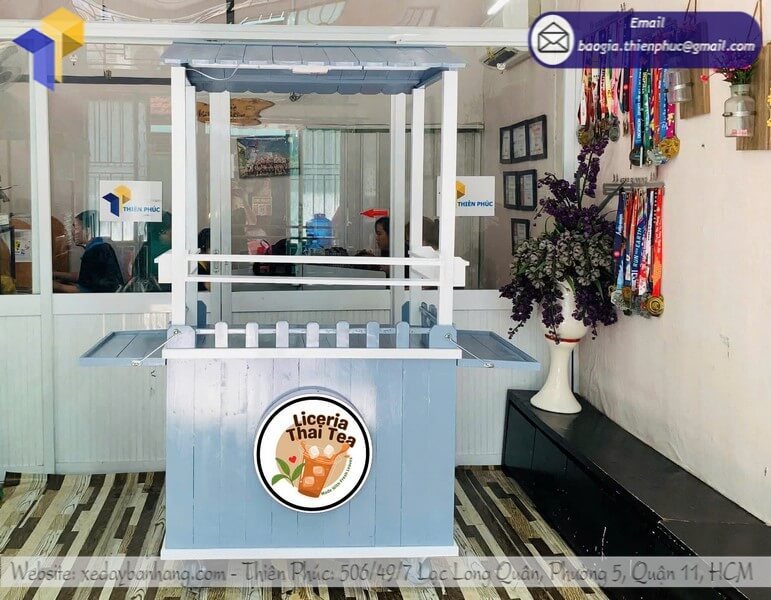 Xưởng sản xuất quầy gỗ bán trà sữa đẩy lưu động vỉa hè