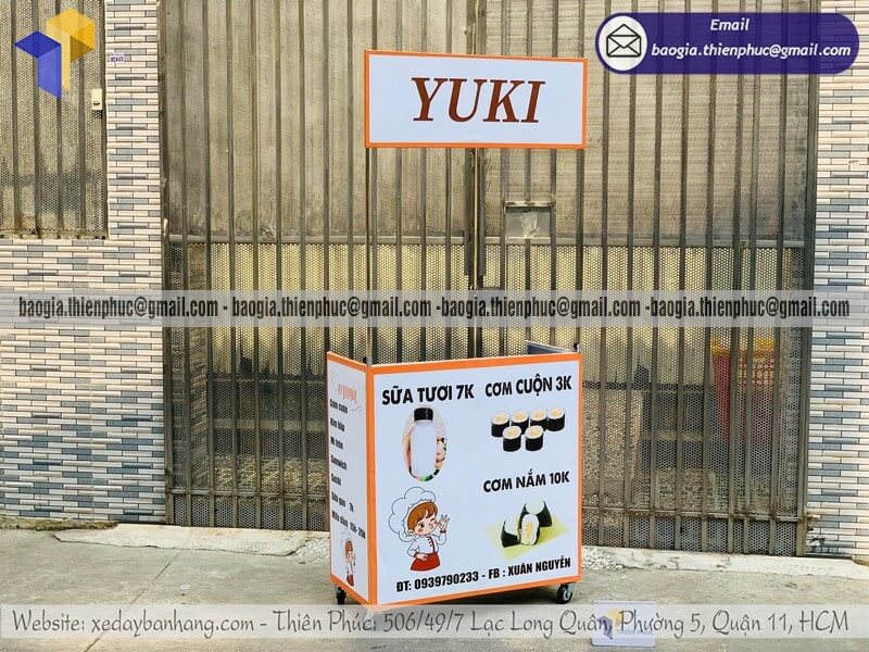 Giá tủ bán cơm nắm hàng rong lắp ráp xếp gọn giá rẻ chất lượng cho sinh viên lao động
