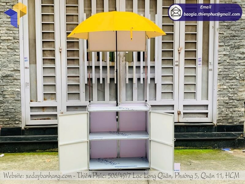Mẫu quầy bán bánh tráng xếp gọn có dù che rẻ mới nhất tại xưởng giao toàn quốc
