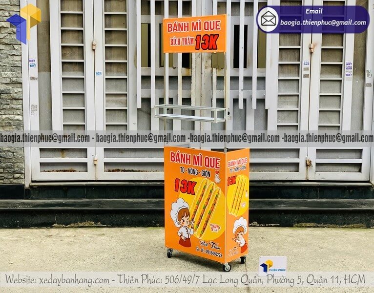 Mẫu tủ bán bánh mì bán dạo lắp ráp lưu động trên vỉa hè bán tại khu dân cư, cổng trường