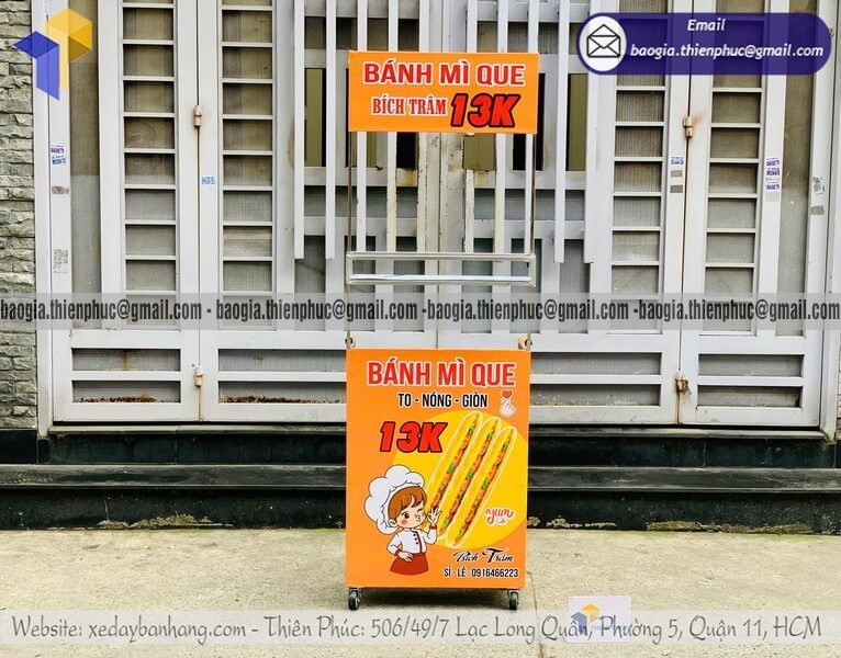 Mẫu tủ bán bánh mì bán dạo lắp ráp lưu động trên vỉa hè