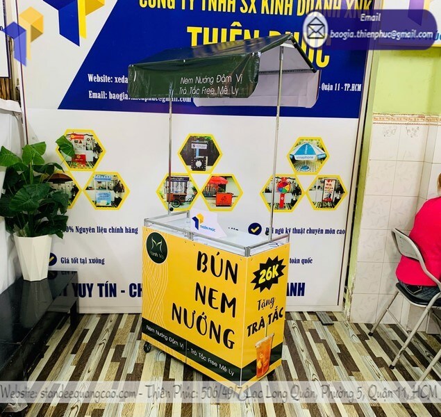 Xe bún nem nướng di động 2025