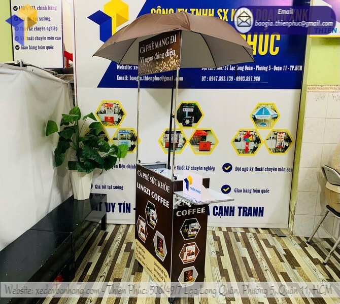 xe bán coffee kèm ô dù che tại xưởng sản xuất mới nhất tháng 7 2025