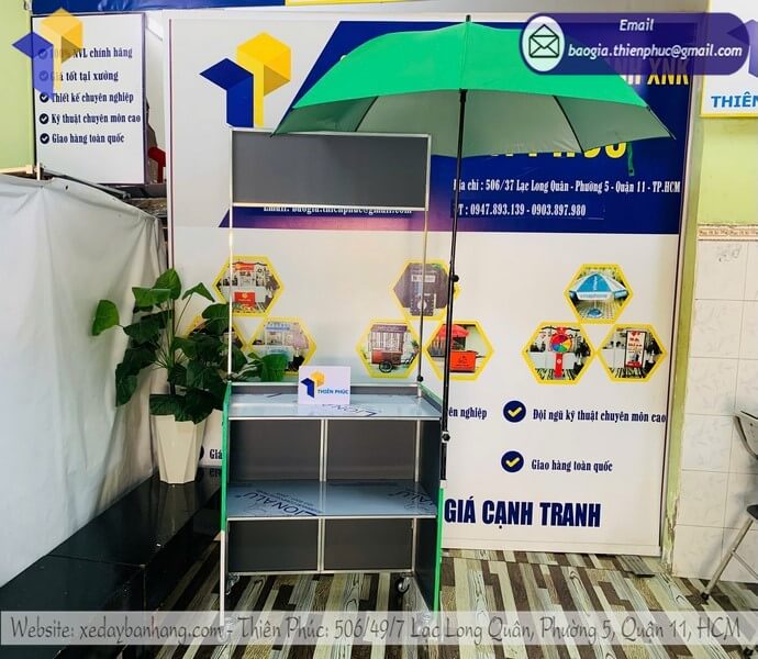 xe bánh mì kèm ô dù che gấp gọn dễ dàng