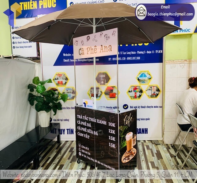 Xe cafe có dù che cấu tạo chắc chắn, bền bỉ, chống nắng mưa hiệu quả