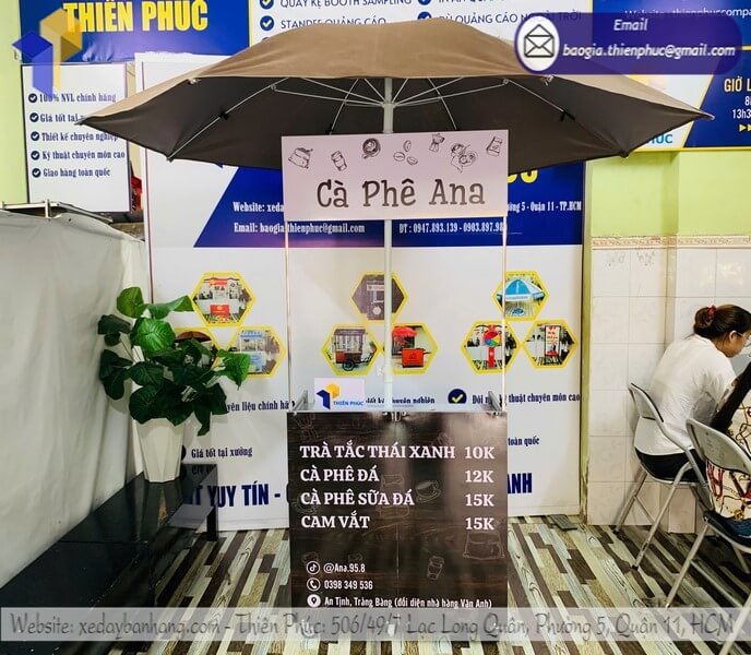 xe cafe mang đi có dù che